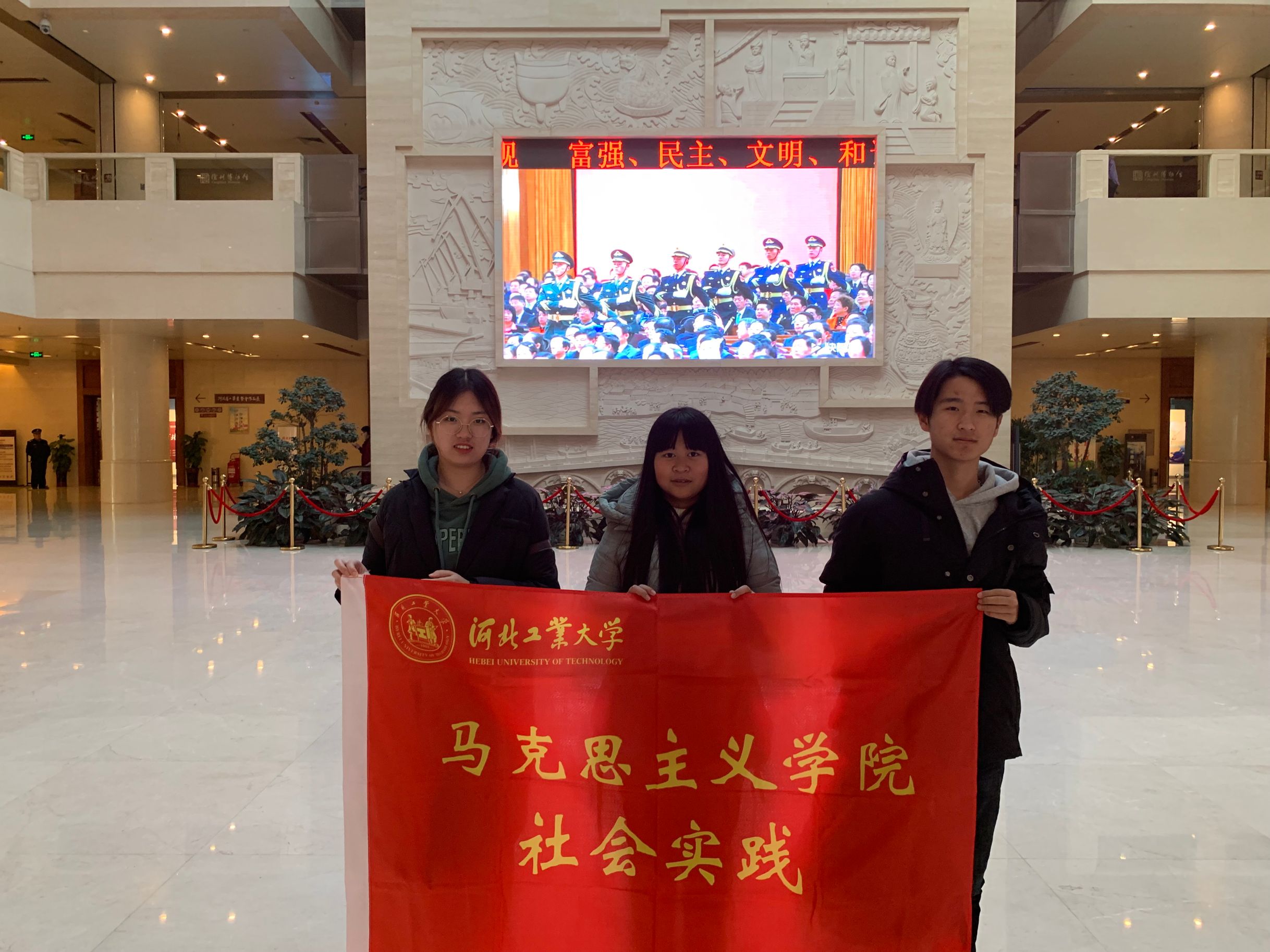 QQ图片20190122170328.jpg QQ图片20190122170328.jpg